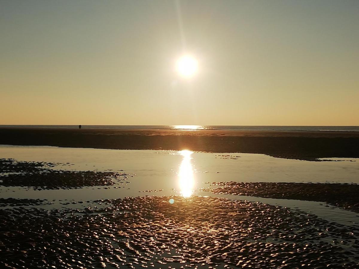 Fort-Mahon : Superbe T2 A 2 Pas De La Plage Avec Parking Prive - Fr-1-482-15 Exterior foto